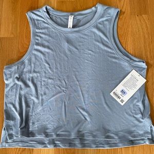 New with tags Lululemon train to be tank